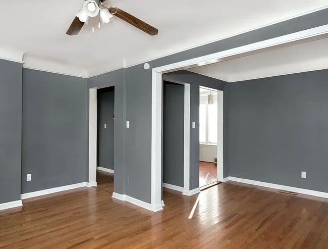 Building Photo - Updated 4 bedroom in Roseville