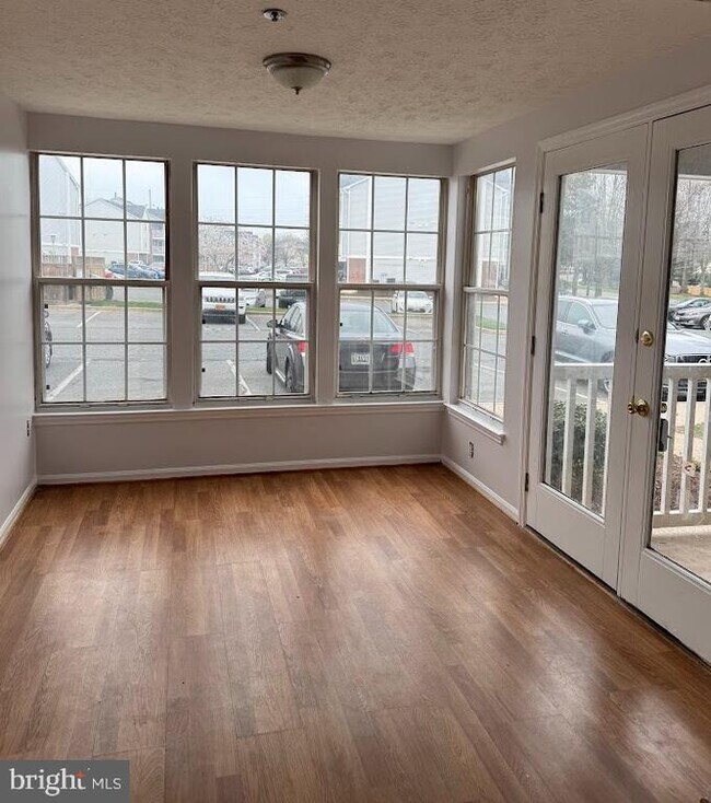 Building Photo - 621 Himes Ave