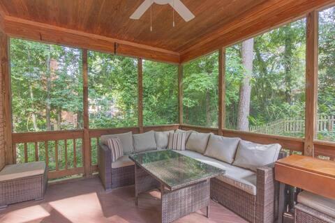 Building Photo - 126 Hemlock Dr