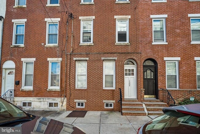 Building Photo - 1304 Jackson St