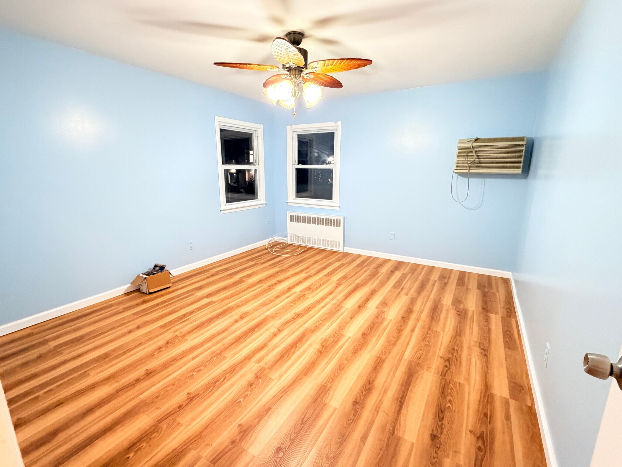 Master bedroom - 13721 Lafayette St