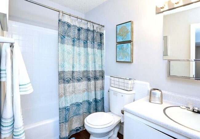 Building Photo - 4805 Park Towne Way