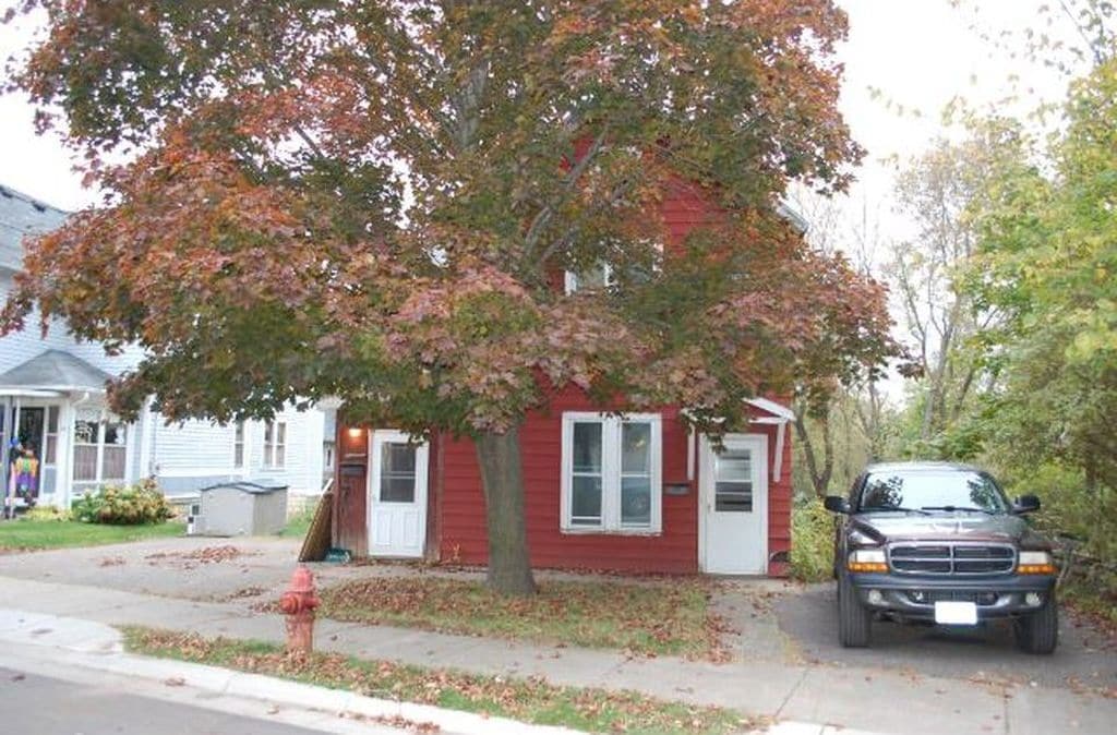 exterior - 317 Laurel Street West