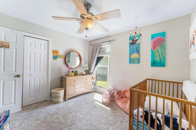 Building Photo - 4340 Blue Heron Dr