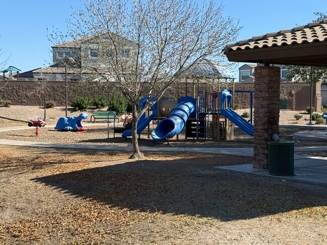 Building Photo - Tartesso