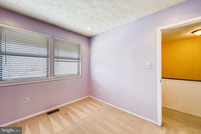 Building Photo - 7531 Weather Worn Way