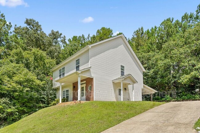 Building Photo - 8945 Fuller Rd