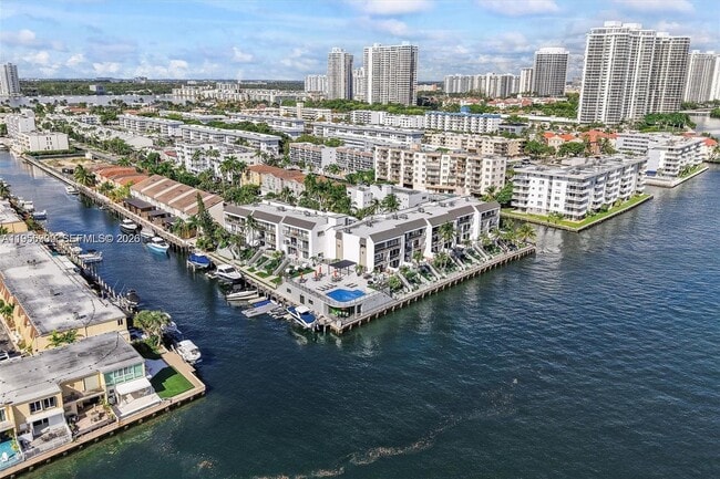 Building Photo - 4000 NE 168th St