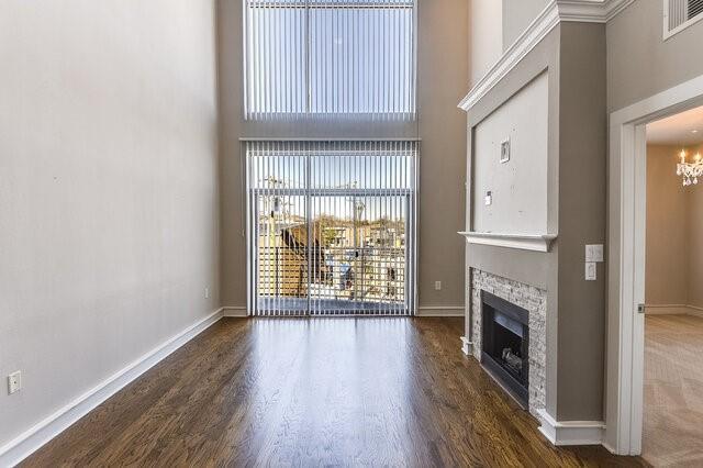 Building Photo - 3333 Darcy St