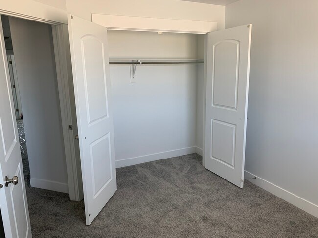 Building Photo - Rodrigues - Hendry Ln