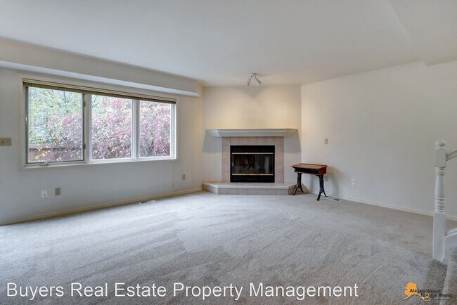 Building Photo - 3 br, 2.5 bath House - 3004 Brittany Place