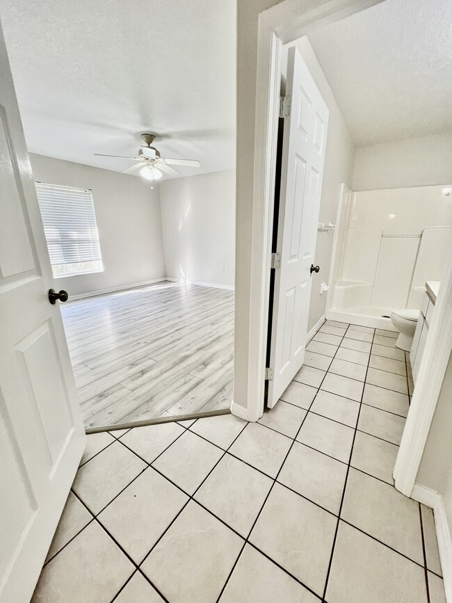 Building Photo - 37228 Grassy Hill Ln