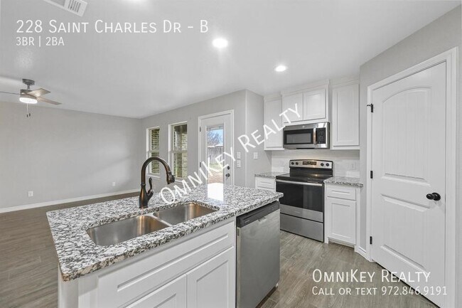 Building Photo - 228 St Charles Dr