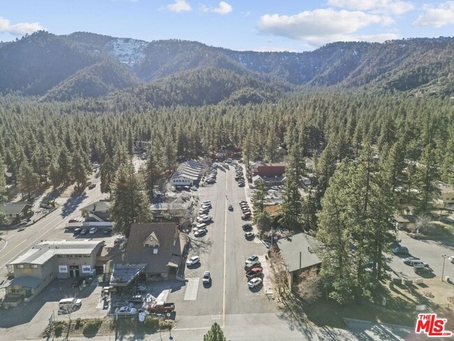 Building Photo - 1197 Oriole Rd