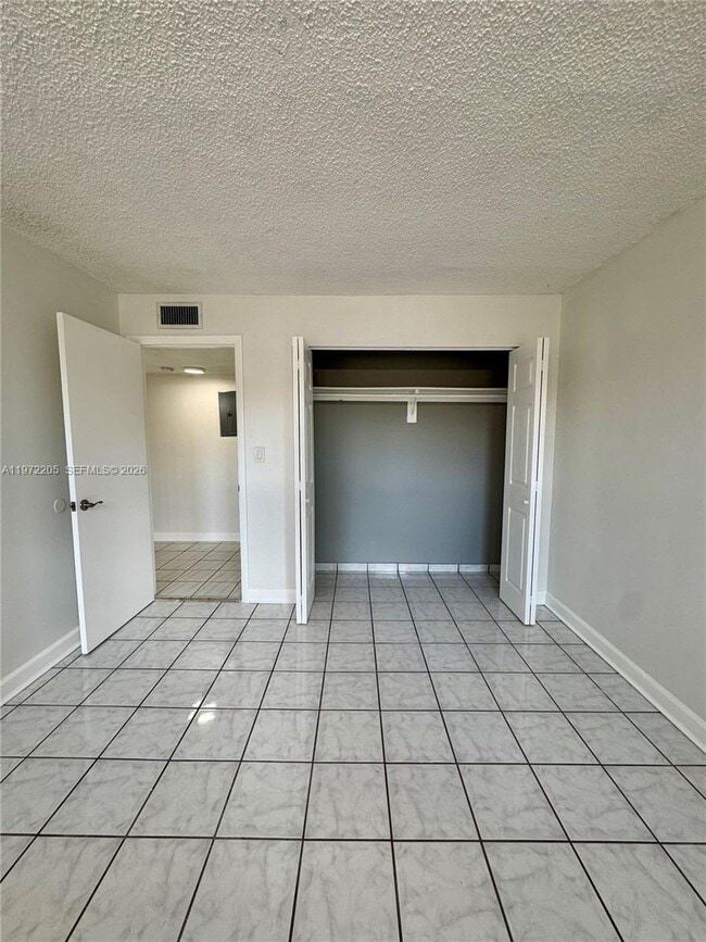 Building Photo - 13700 SW 62nd St