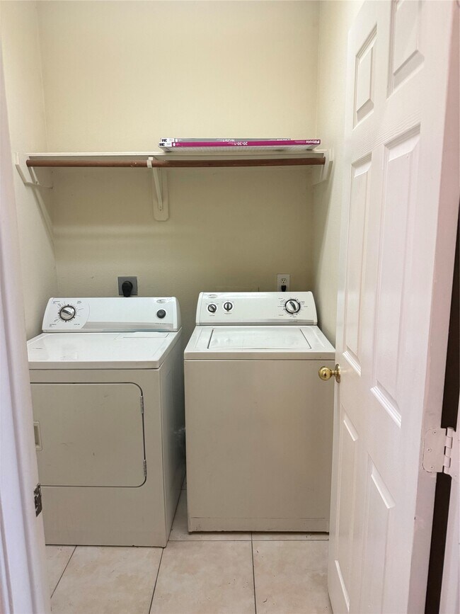 Building Photo - 11627 Swiftwater Bridge Ln