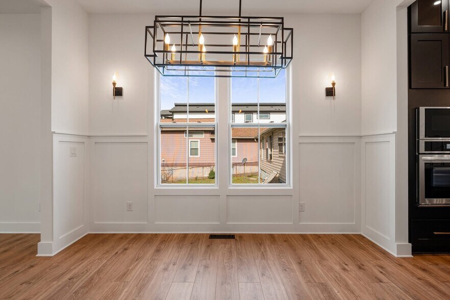 Building Photo - 151 Fain St