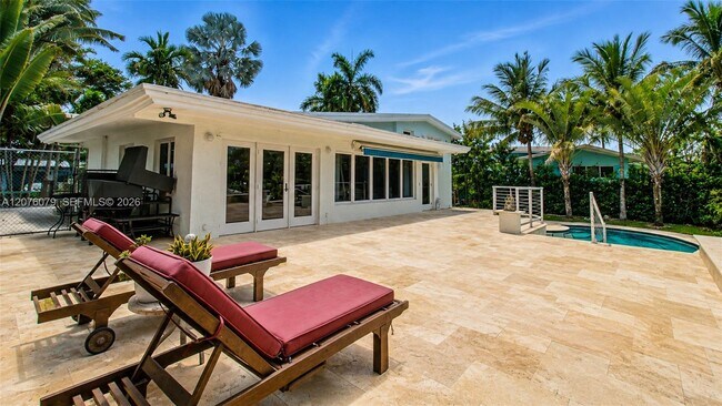 Building Photo - 2613 Tortugas Ln