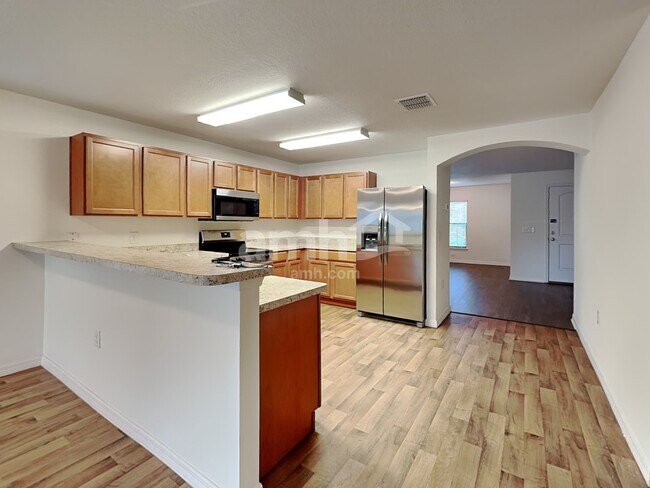 Building Photo - 733 Chatham Walk