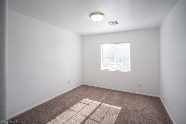 Building Photo - 9068 Bold Venture Ct