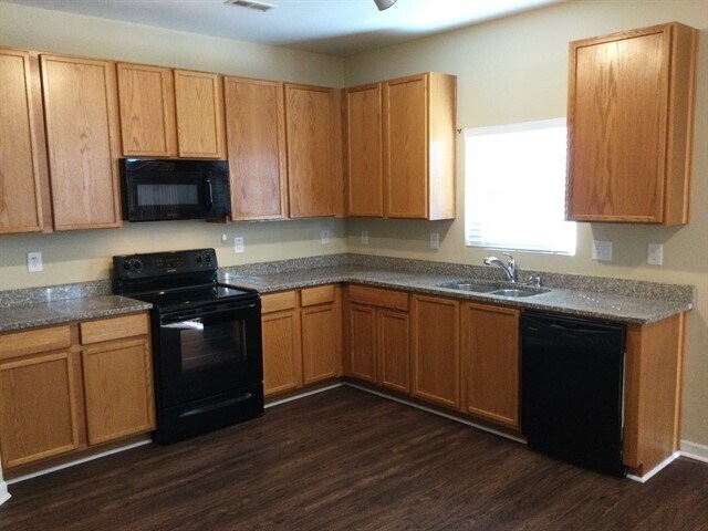 Building Photo - 1021 Gwinmar Rd