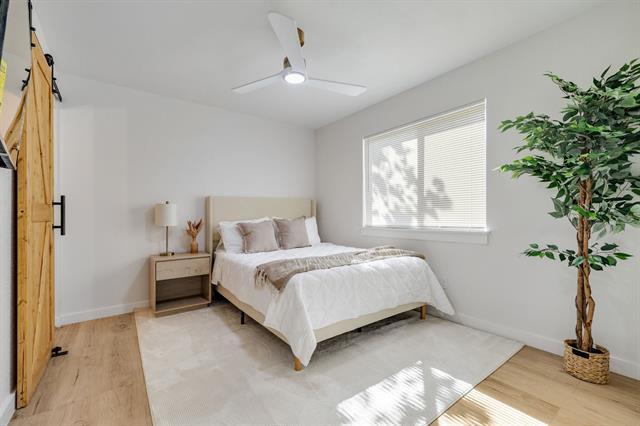 Building Photo - 718 Tearose Dr