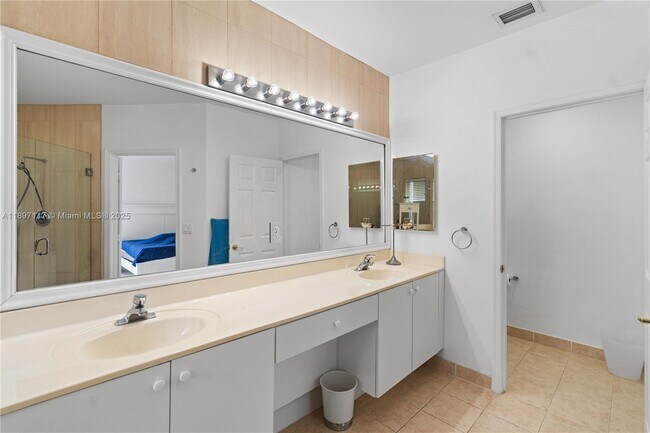 Building Photo - 21396 Marina Cove Cir