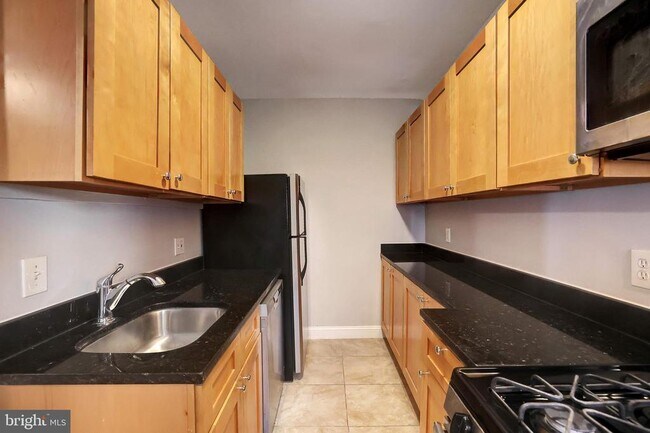 Building Photo - 1426 12th St NW