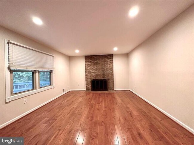 Building Photo - 3126 Flintlock Rd