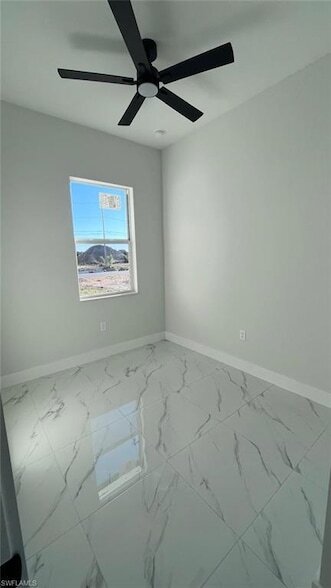 Building Photo - 1009 NE 15th Ln