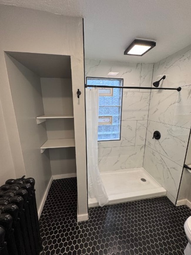 Building Photo - Downer Lower house