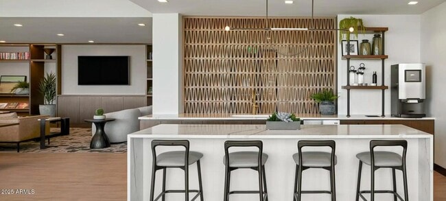 Building Photo - 817 N 6th St