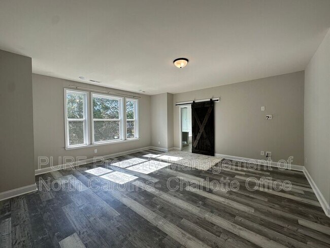 Building Photo - 9209 Colin Crossing Ct