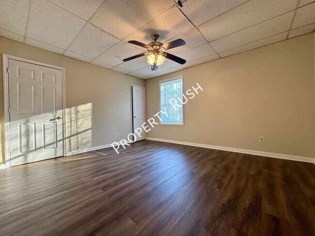 Building Photo - 4320 Ohls Ave