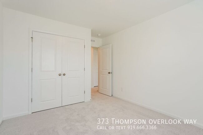 Building Photo - 373 Thompson overlook Way