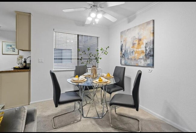Building Photo - "Chic 1-Bed Waterfront Apartment with Cent...