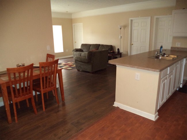 Photo - 1903 N Lincoln Ave
