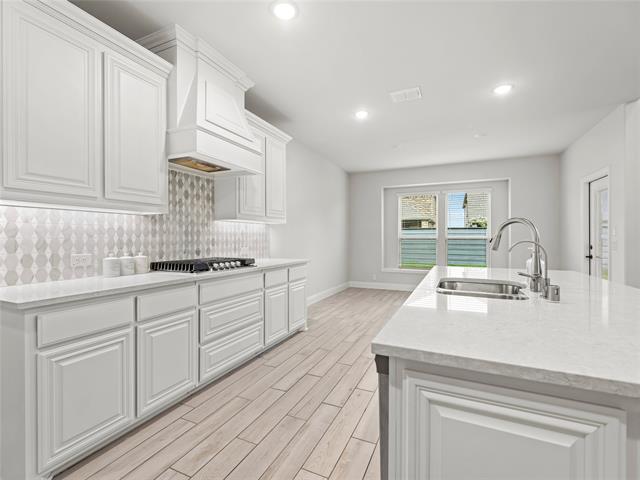 Building Photo - 7637 Bird Cherry Ln