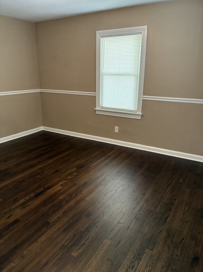 Building Photo - 1022 Virginia Ave