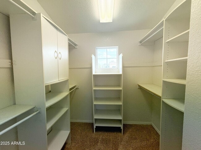 Building Photo - 1670 E Gary Dr