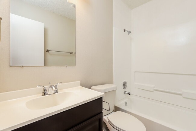 Building Photo - 5830 Summer Fest Dr