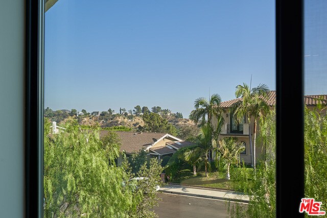 Building Photo - 6435 Innsdale Dr
