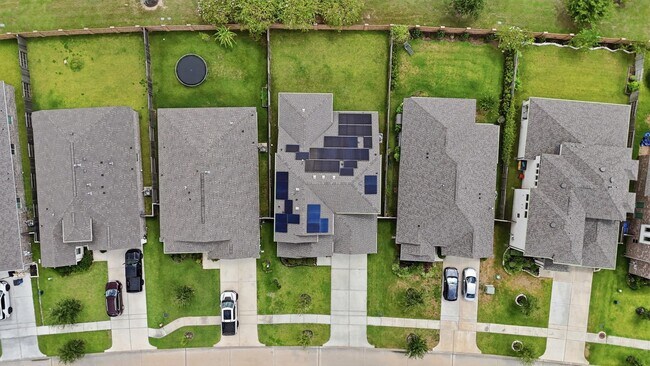 Building Photo - 2526 Bayrose Dr