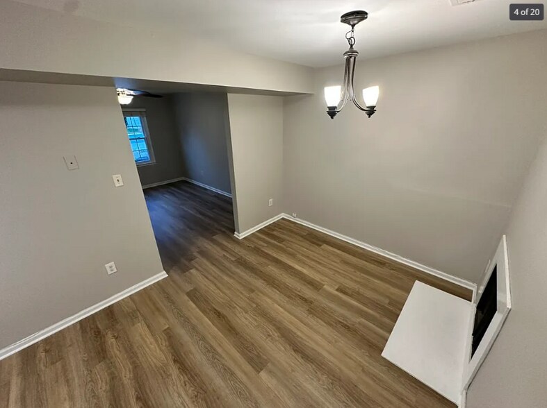 Building Photo - 1512 Skirmish Run Dr