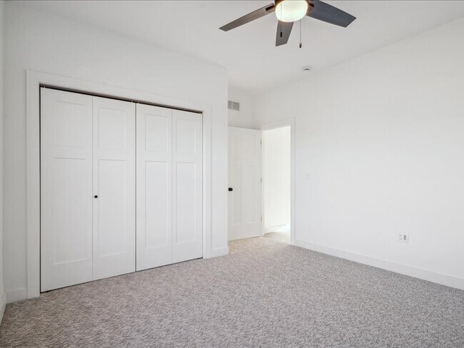 Building Photo - 808 Windam Dr