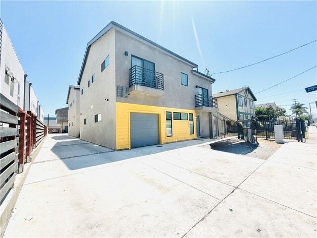 Primary Photo - 25200 Frampton Ave