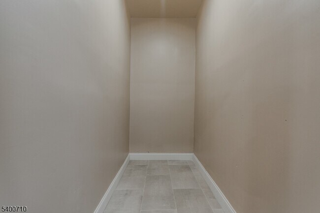 Building Photo - 882 S 14th St