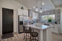 Building Photo - 5519 N 71st Pl