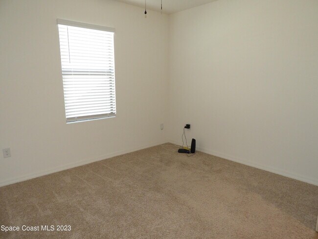 Building Photo - 3782 Coachman Ln SE