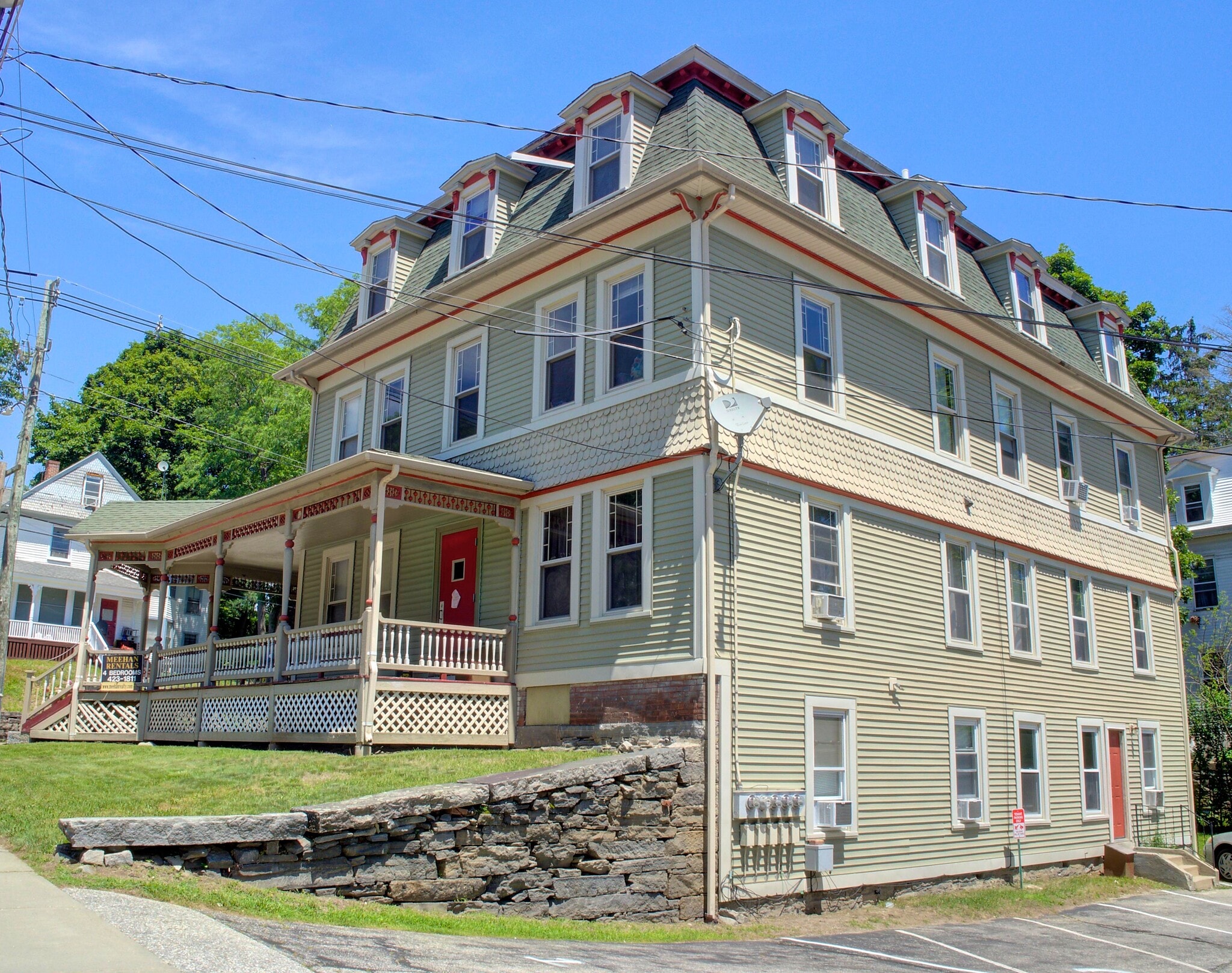 Building Photo - 324 Valley St